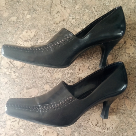 Franco Sarto Brown Bootie Shoes 8 - Picture 3 of 9